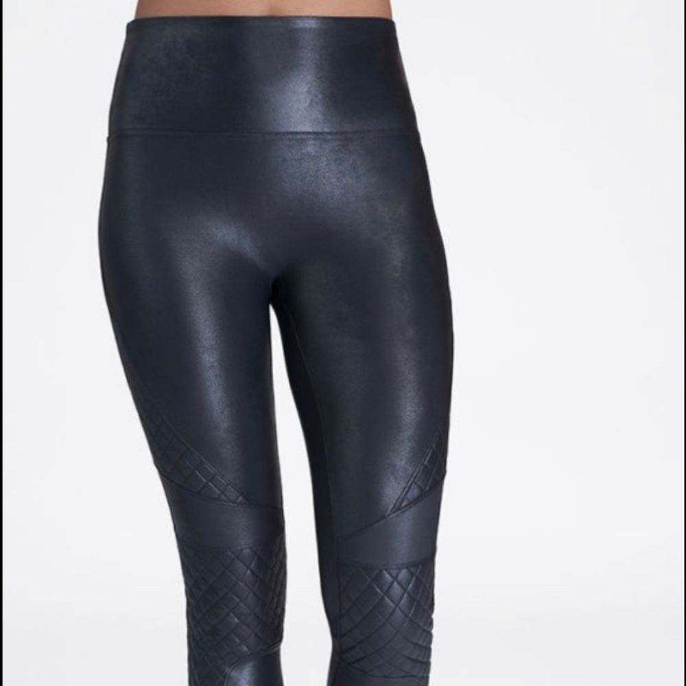 NWT FAUX LEATHER GUILTED LEGGINGS - Picture 6 of 8